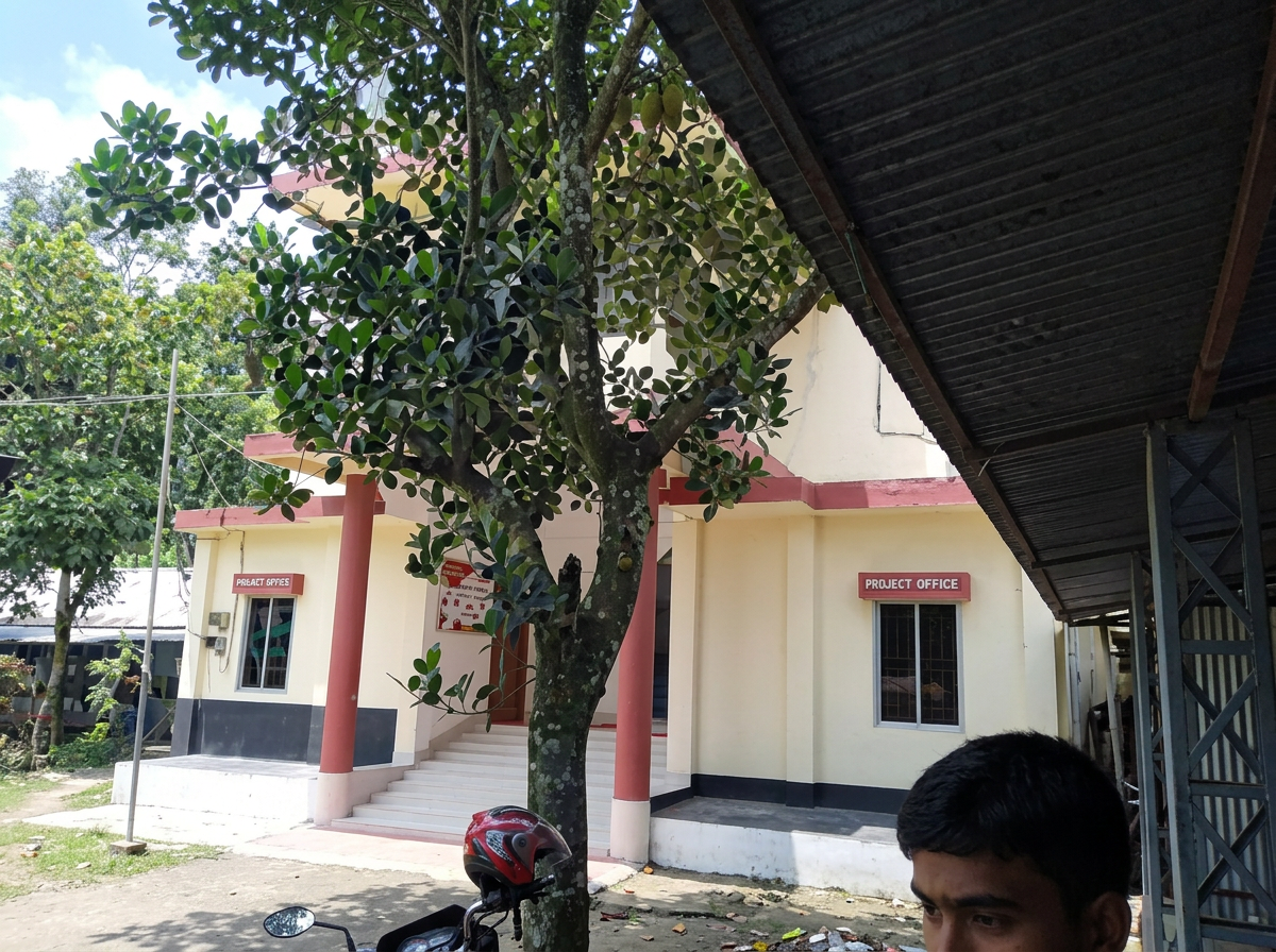 আমাদের প্রকল্প ভবন
